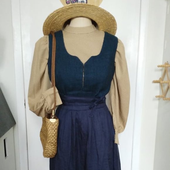 Cottagecore Blouse - Picture 5 of 6